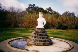 Photo of King Neptune in his original pond, comes from the personal collection of Suzanne Comelli, the daughter of Arturo who was the artisan who crafted Neptune from concrete, and 891 ABC Adelaide.